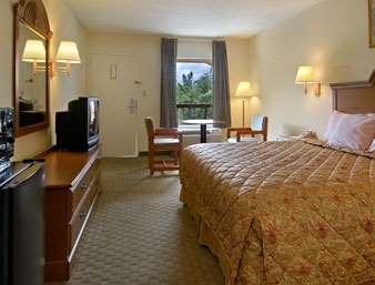 Days Inn By Wyndham Moss Point Pascagoula Δωμάτιο φωτογραφία