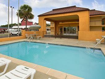 Days Inn By Wyndham Moss Point Pascagoula Εξωτερικό φωτογραφία